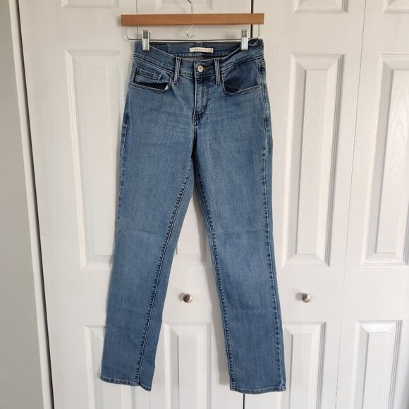 Levi's 505 Straight Leg Light Wash Jeans - Picture 6 of 7